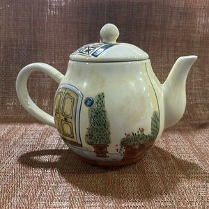 Teapot